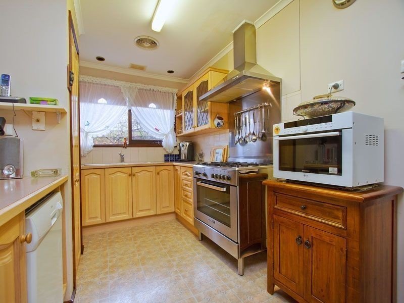 44 Grimwade Crescent, Frankston VIC 3199