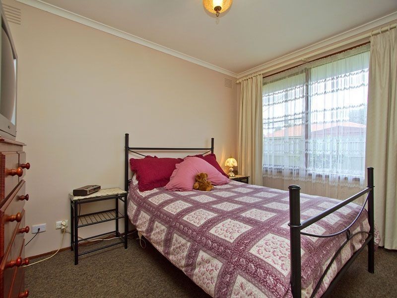 44 Grimwade Crescent, Frankston VIC 3199