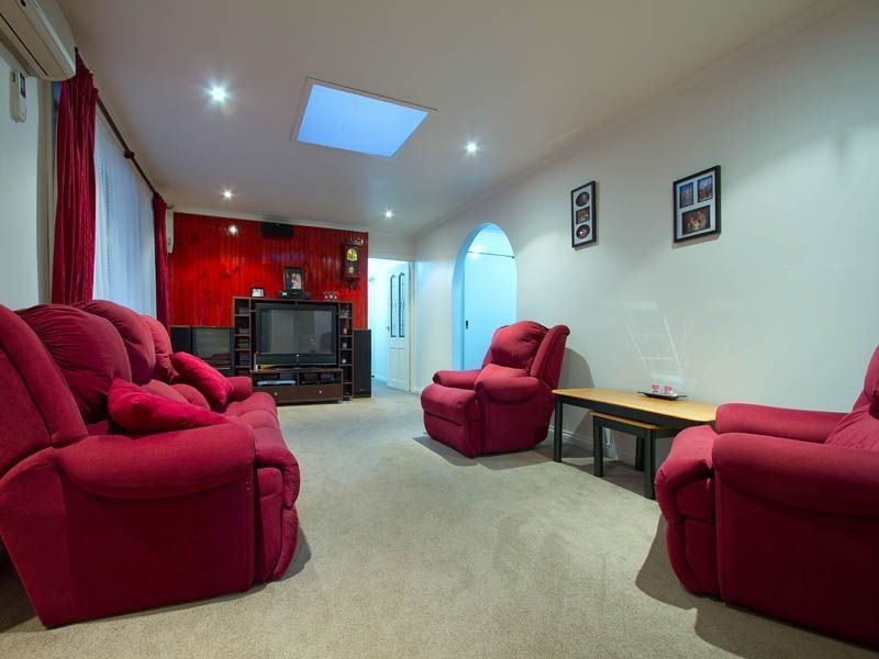 5 Melaleuca Court, Frankston VIC 3199