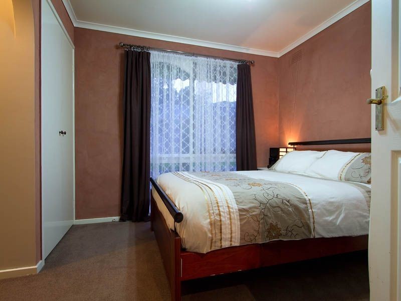 5 Melaleuca Court, Frankston VIC 3199