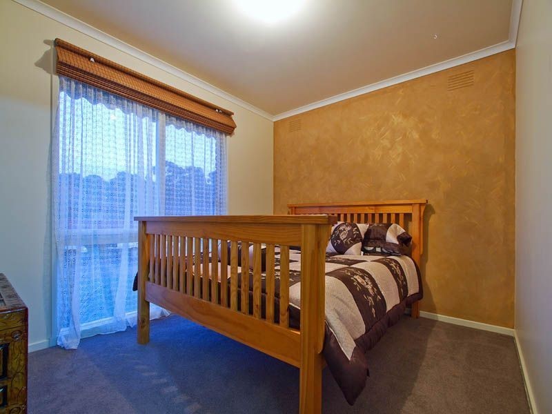 5 Melaleuca Court, Frankston VIC 3199