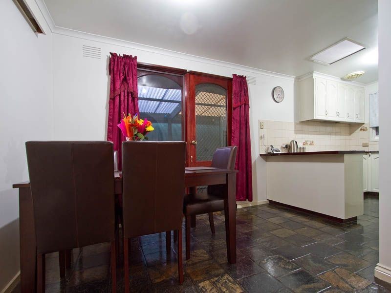 5 Melaleuca Court, Frankston VIC 3199