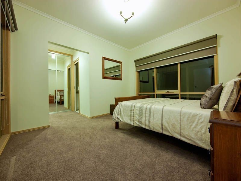 103 Woodside Avenue, Frankston South VIC 3199