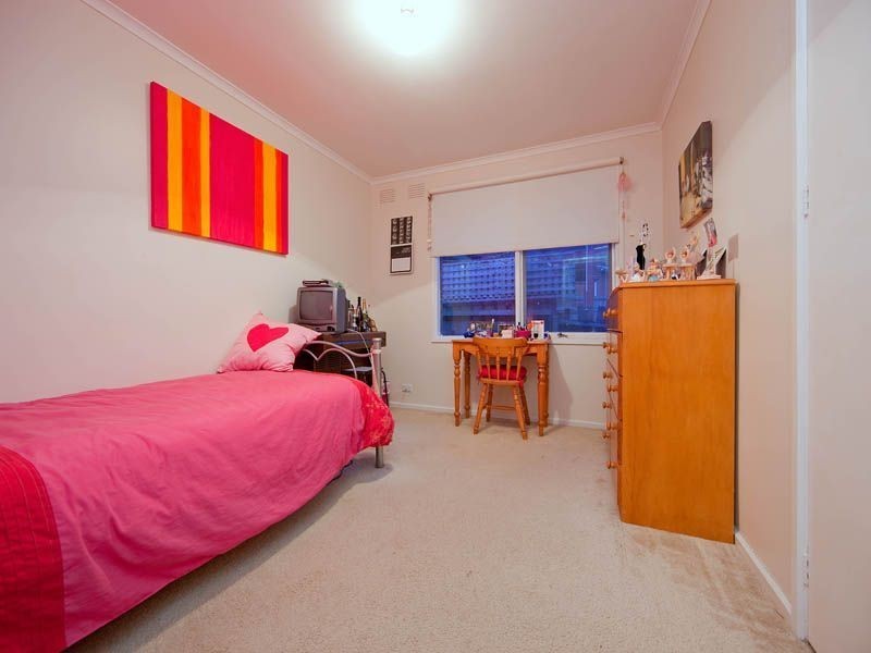 6 Milford Crescent, Frankston VIC 3199