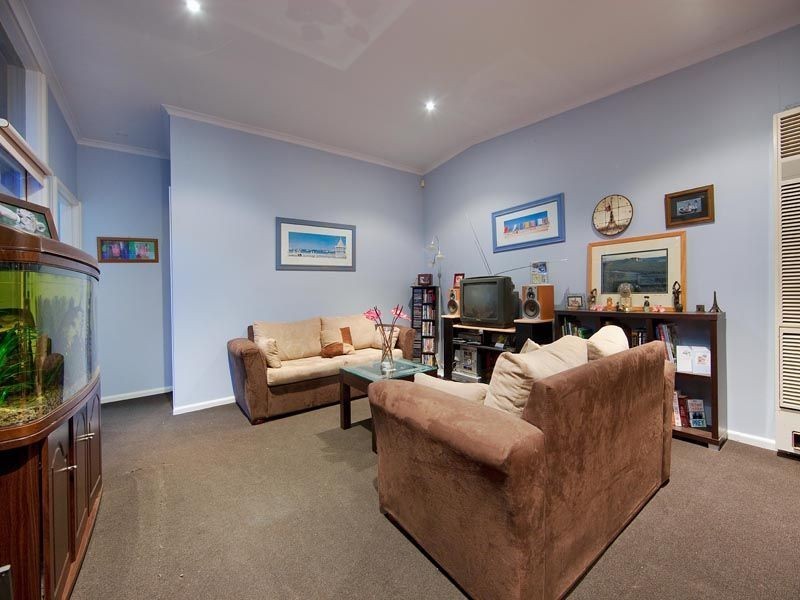 8 Camden Court, Frankston VIC 3199