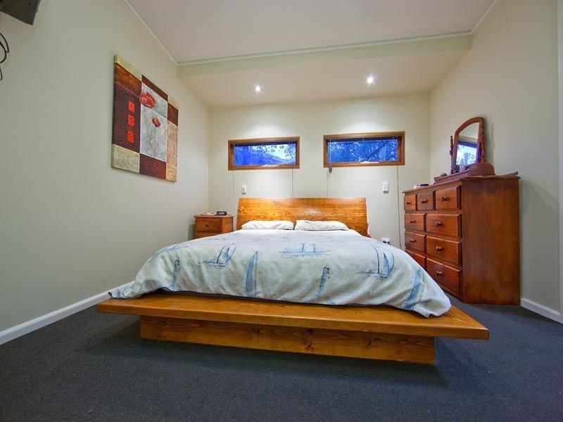 8 Camden Court, Frankston VIC 3199