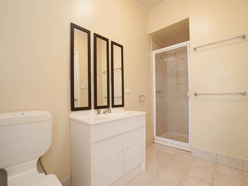 8 Camden Court, Frankston VIC 3199