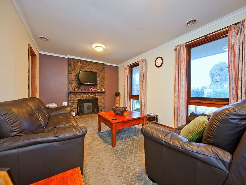 4 Lytham Court, Frankston VIC 3199