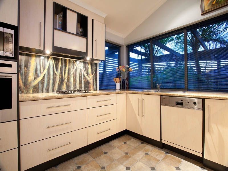 17 Guildford Close, Frankston VIC 3199