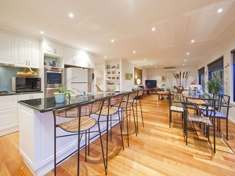 2 Winton Avenue, Frankston VIC 3199