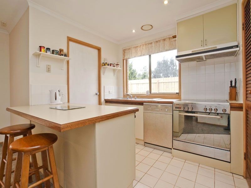 10 Stanley Street, Somerville VIC 3912