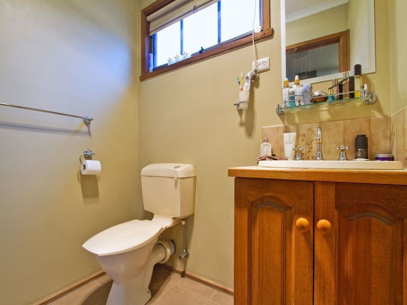 1 Mount Erin Crescent, Frankston South VIC 3199