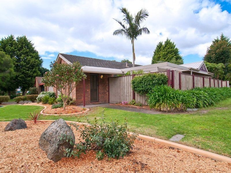 1 Limerwick Court, Frankston VIC 3199