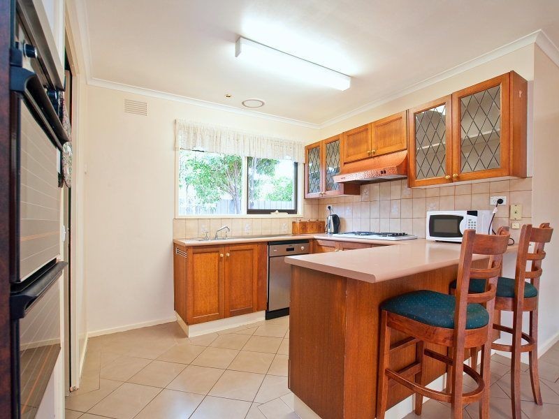 1 Limerwick Court, Frankston VIC 3199