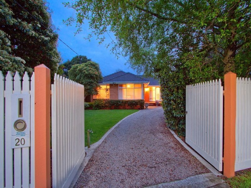 20 Tara Drive, Frankston VIC 3199