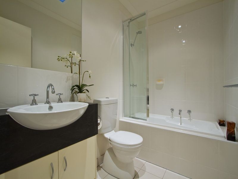 2/10 Cambridge Street, Frankston VIC 3199