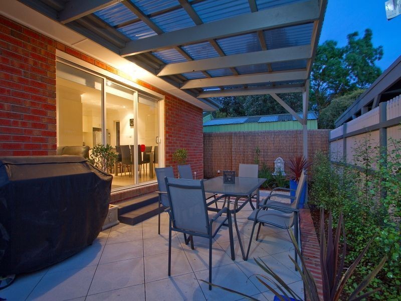 2/10 Cambridge Street, Frankston VIC 3199