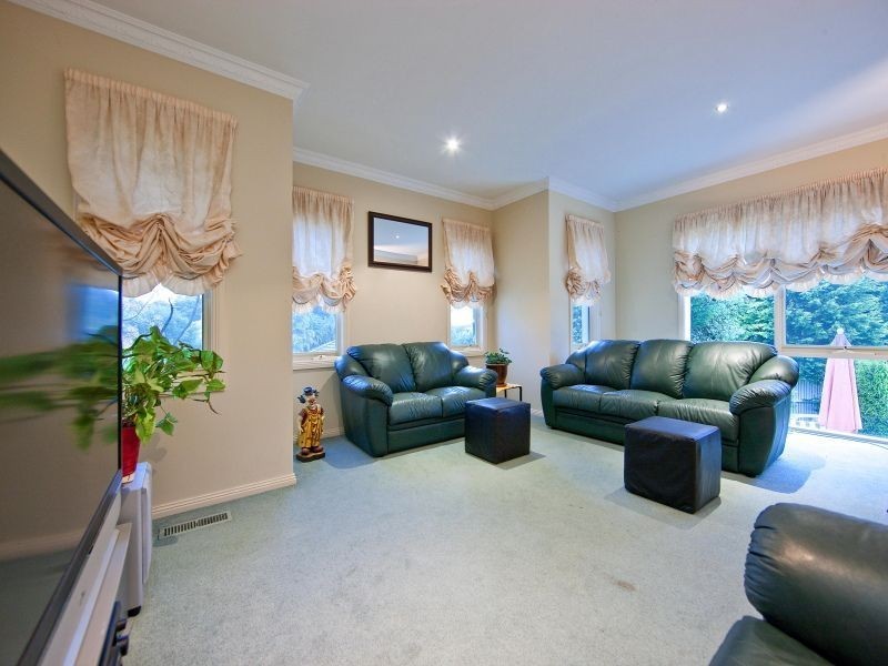 14 Woolmer Court, Frankston South VIC 3199