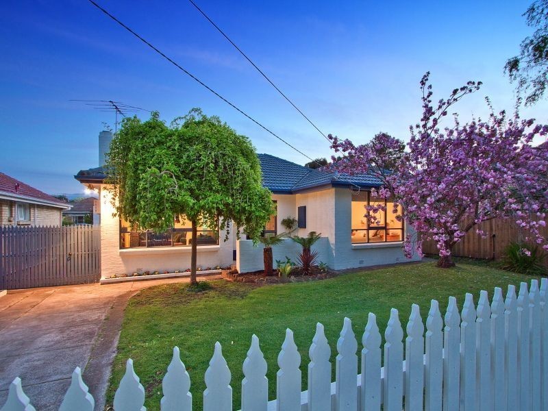 24 Warrain Street, Frankston VIC 3199