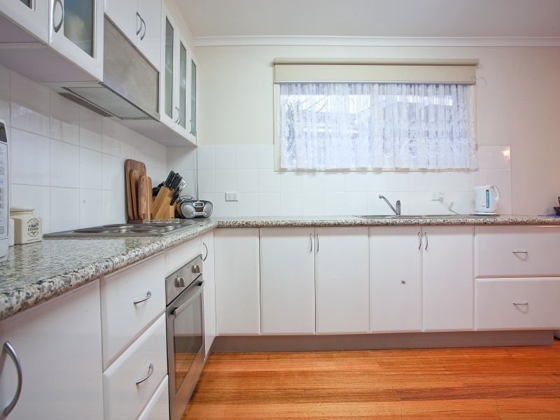 6 Towerhill Road, Frankston VIC 3199