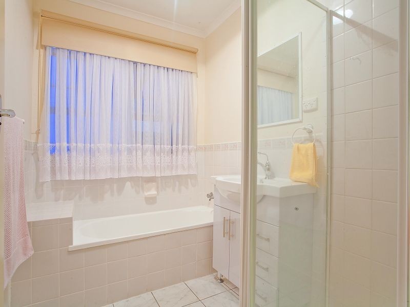 6 Towerhill Road, Frankston VIC 3199