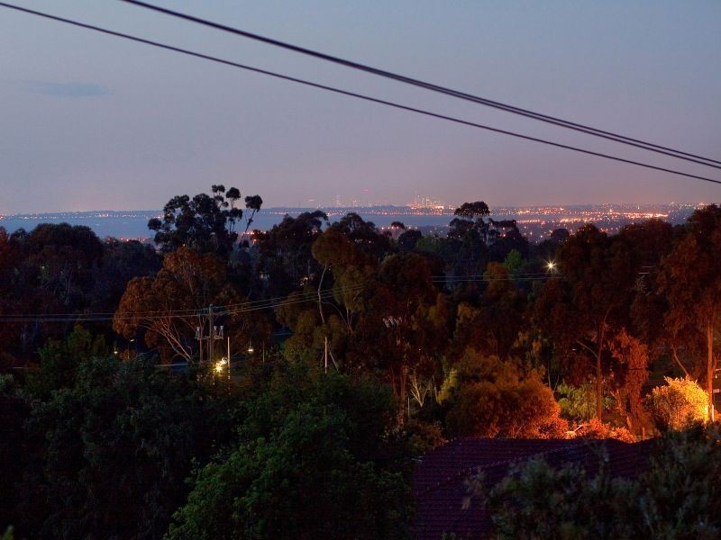 12 Bangor Drive, Frankston VIC 3199