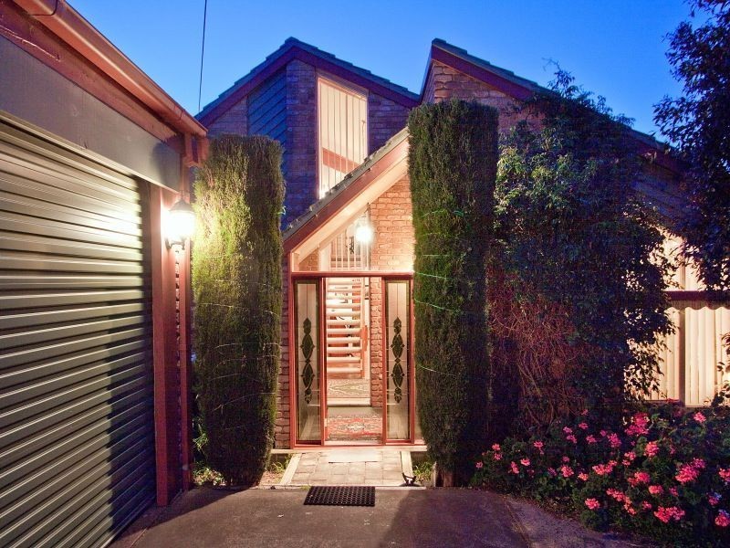 12 Bangor Drive, Frankston VIC 3199