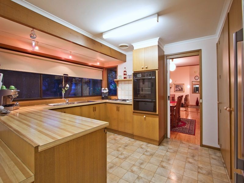 12 Bangor Drive, Frankston VIC 3199