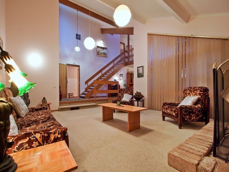 12 Bangor Drive, Frankston VIC 3199