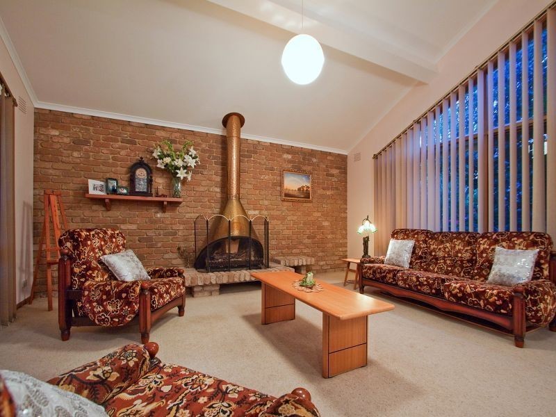 12 Bangor Drive, Frankston VIC 3199