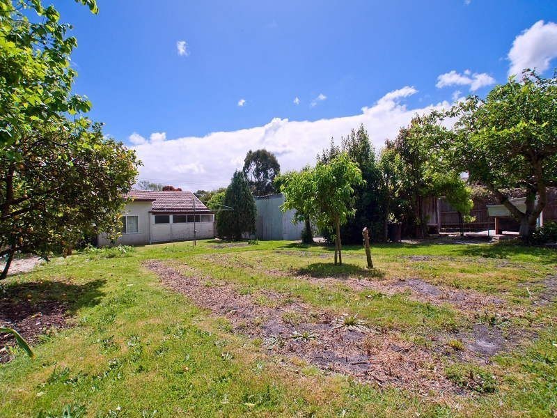 30 Heatherhill Road, Frankston VIC 3199