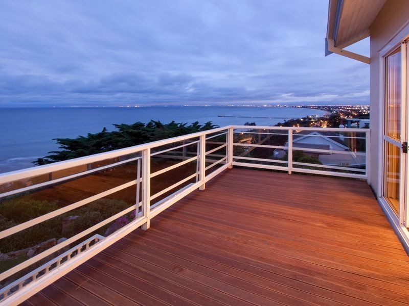 46 Cliff Road, Frankston VIC 3199