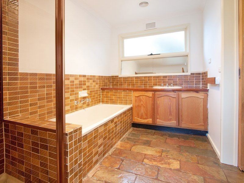 8 Abram Court, Frankston South VIC 3199