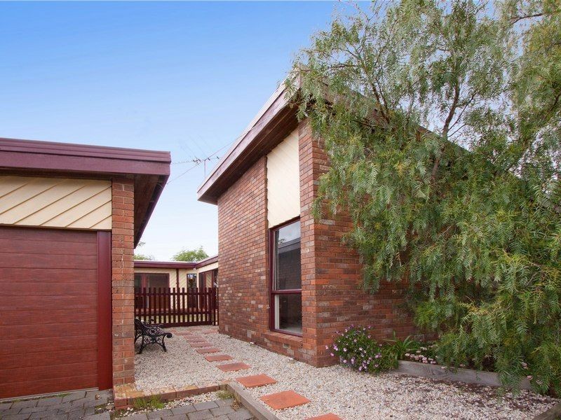 8 Abram Court, Frankston South VIC 3199