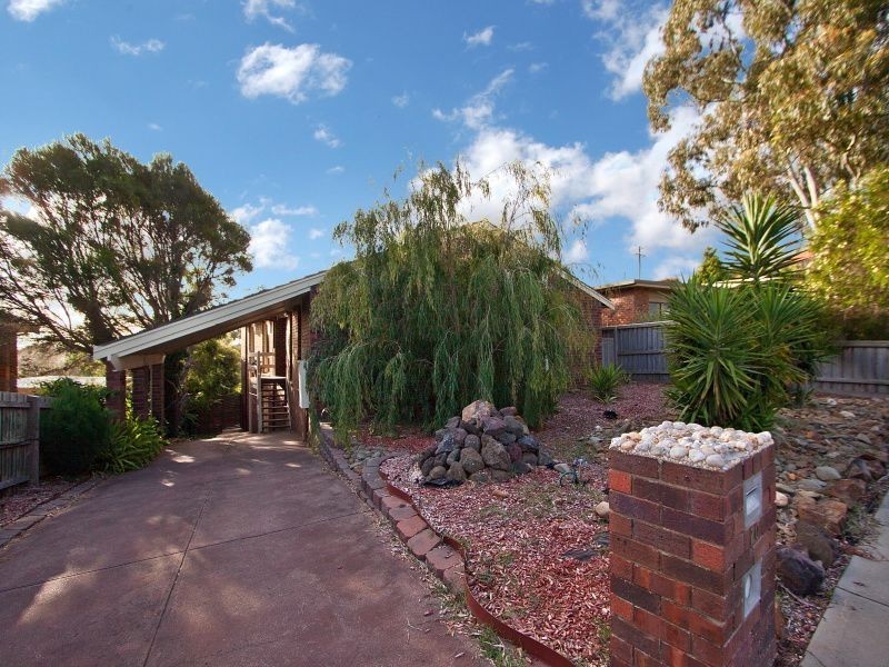 70 Willow Road, Frankston VIC 3199