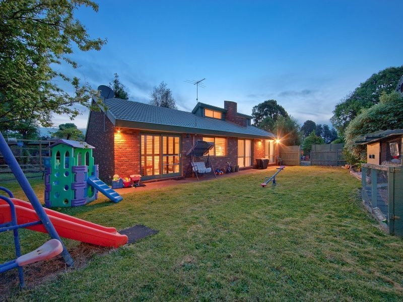 16 Netherplace Drive, Frankston VIC 3199