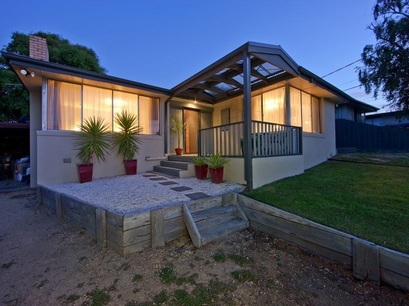 21 Berberis Crescent, Frankston VIC 3199