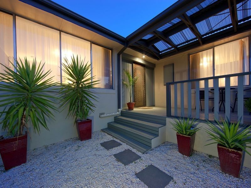 21 Berberis Crescent, Frankston VIC 3199