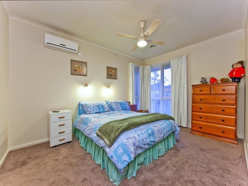 7 The Trossachs, Frankston VIC 3199