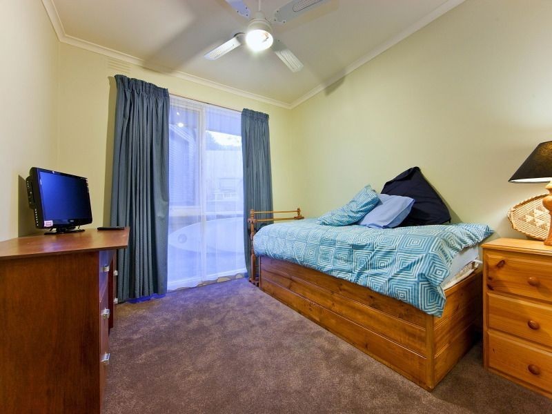 7 The Trossachs, Frankston VIC 3199