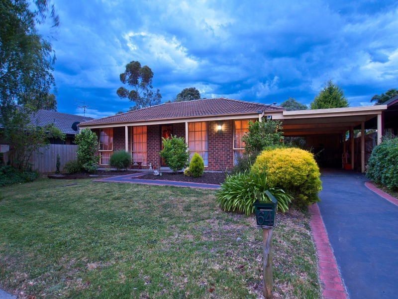 64 Raphael Crescent, Frankston VIC 3199