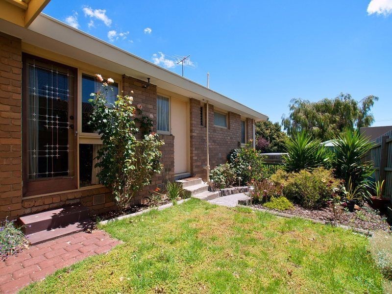 96 Grimwade Crescent, Frankston VIC 3199