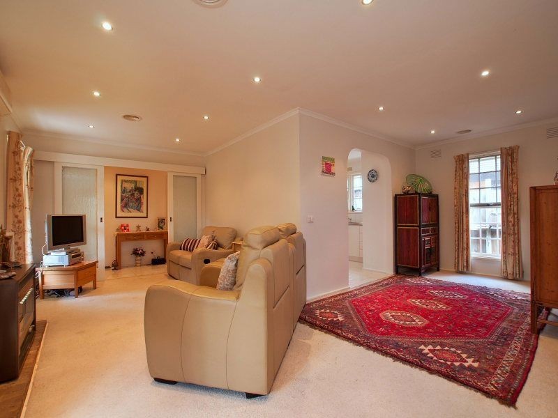 42 Grimwade Crescent, Frankston VIC 3199