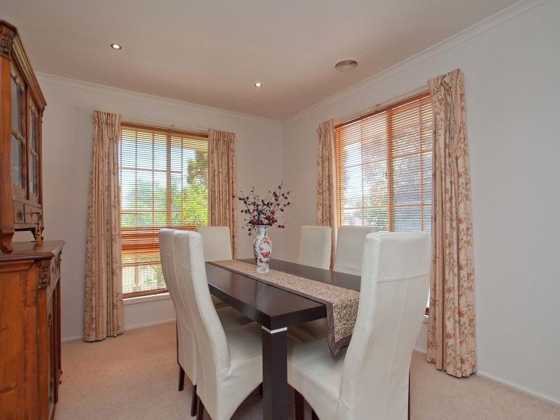 42 Grimwade Crescent, Frankston VIC 3199