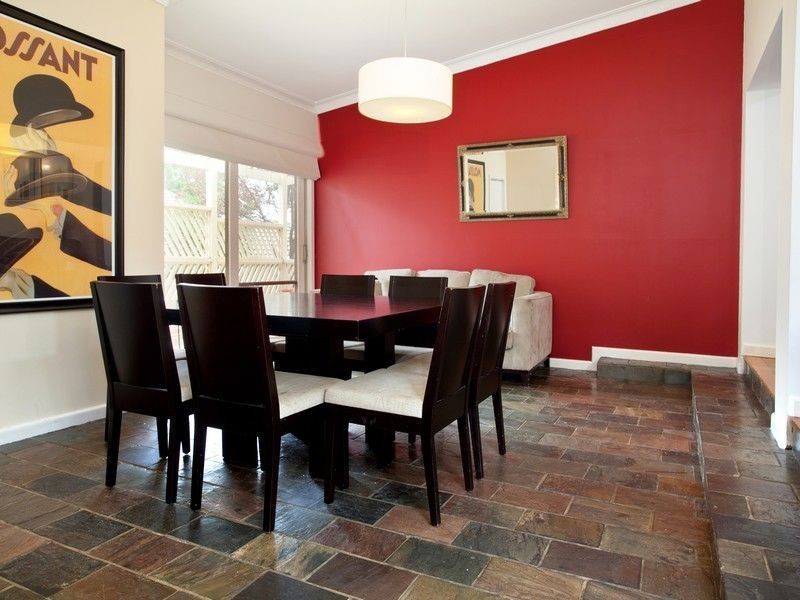 35 Woodlands Grove, Frankston VIC 3199