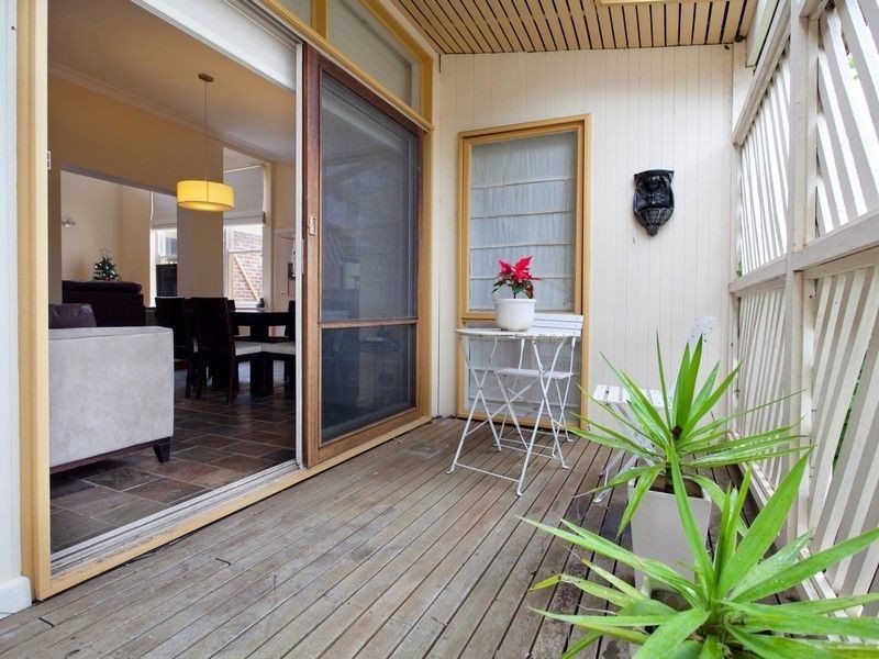 35 Woodlands Grove, Frankston VIC 3199