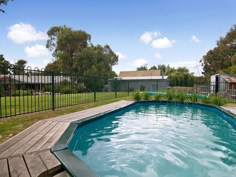15 Middle Road, Pearcedale VIC 3912