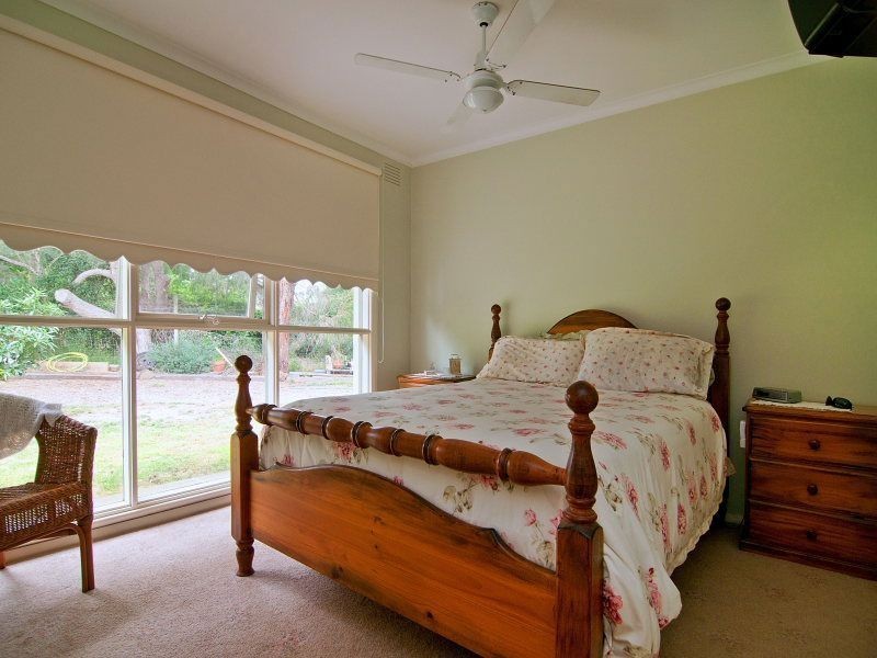 15 Middle Road, Pearcedale VIC 3912