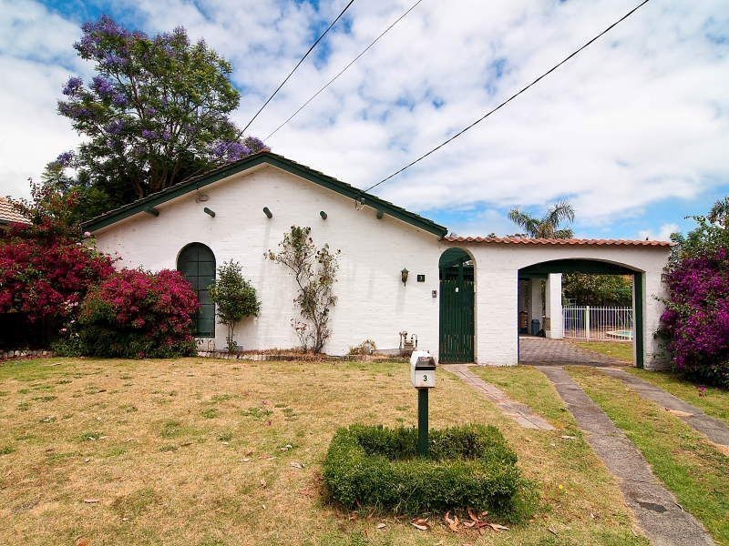 3 Beverley Close, Frankston VIC 3199