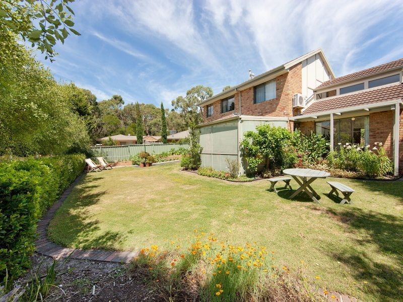 7 Edinburgh Court, Frankston South VIC 3199